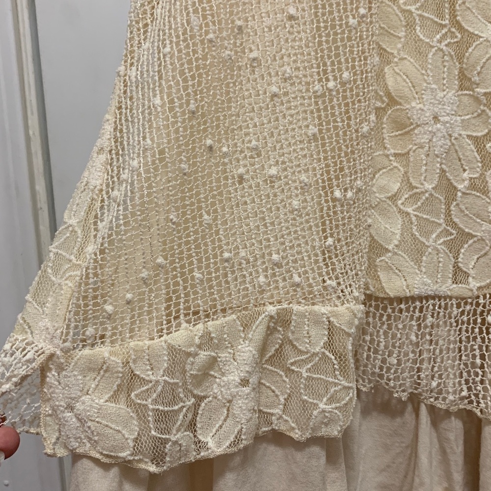3/$15 Tantrums Size XXL Cream Crochet & Lace Patchwork Pullover - Picture 5 of 7